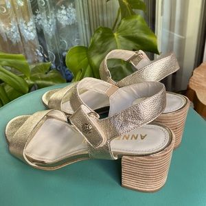 Anne Klein soft gold sandals size 10